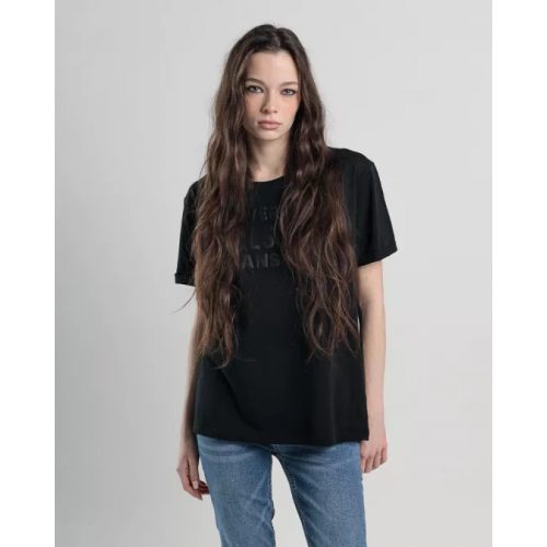 DEVERGO Women's T-Shirt - Black